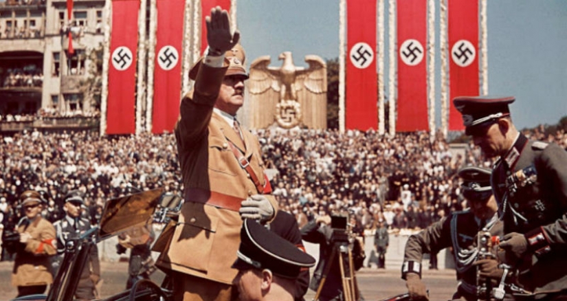 La Alemania Nazi fotos a color por Hugo Jaeger, el fotógrafo personal de Hitler La Alemania Nazi fotos a color por Hugo Jaeger, el fotógrafo personal de Hitler