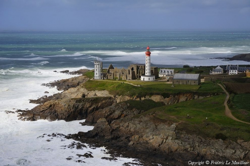 La belleza de Francia con la altitud La belleza de Francia con la altitud