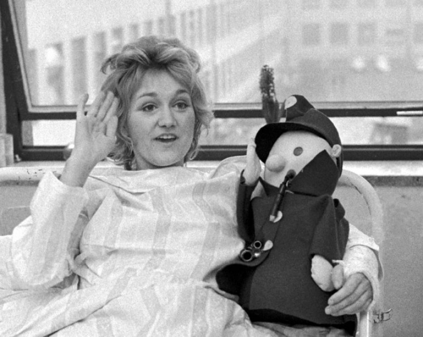 La historia de una azafata que sobrevivió a una caída desde una altura de 10 mil metros La historia de una azafata que sobrevivió a una caída desde una altura de 10 mil metros