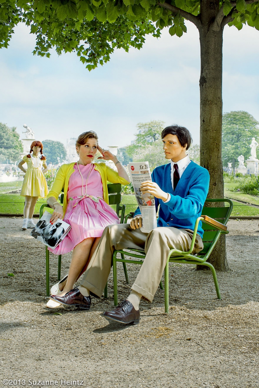 La mía! En la cama con un maniquí La mía! En la cama con un maniquí