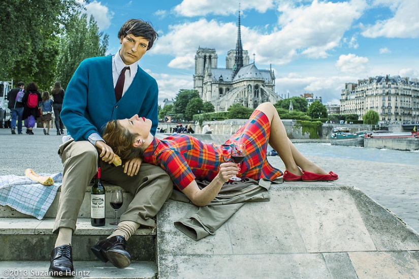 La mía! En la cama con un maniquí La mía! En la cama con un maniquí