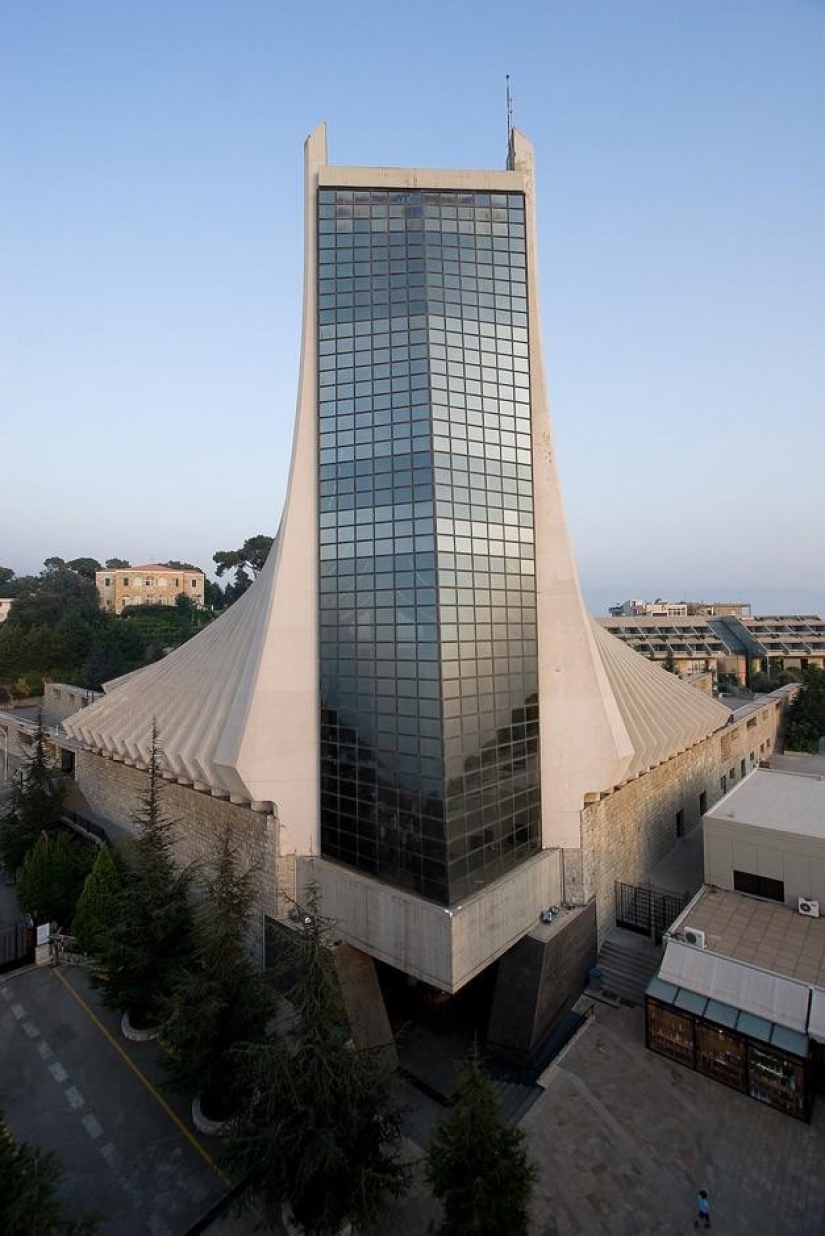 La moderna arquitectura de los templos