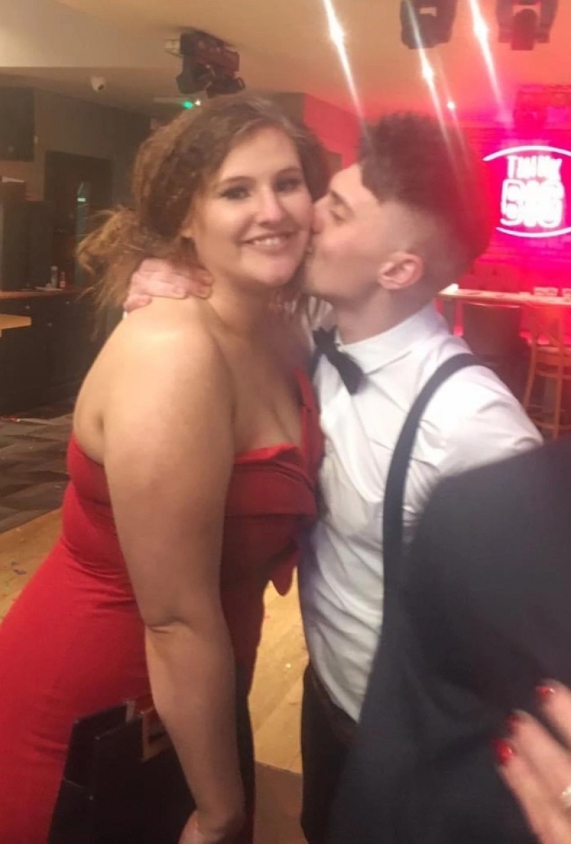 La motivación de la vergüenza: el Británico perdió 45 kg en verme en las fotos del bautismo