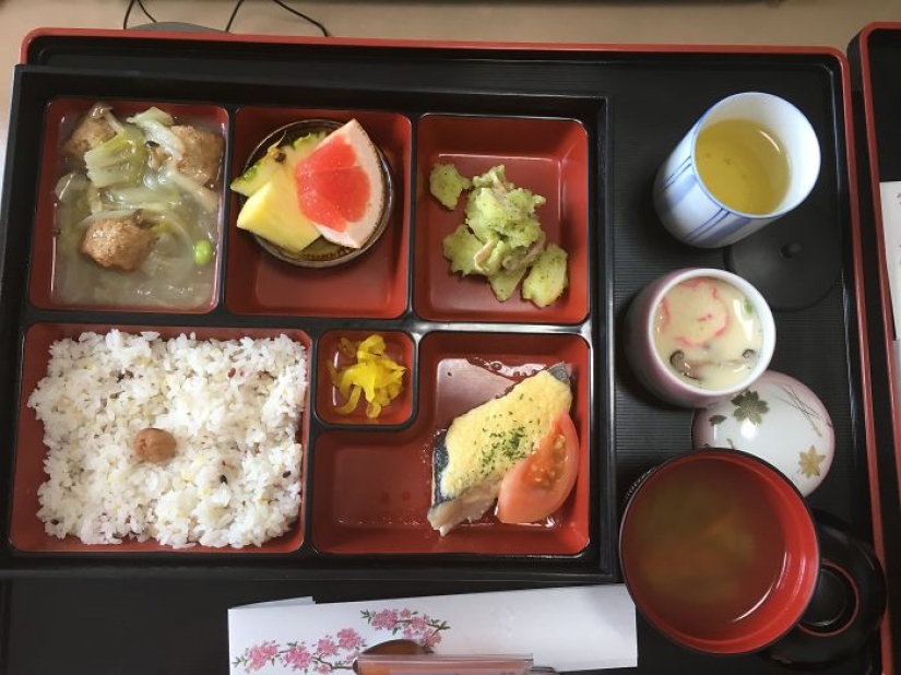 La mujer que dio a luz en Japón, compartió lo que les den de comer en el hospital. Ahora todo el mundo quiere dar a luz en Japón