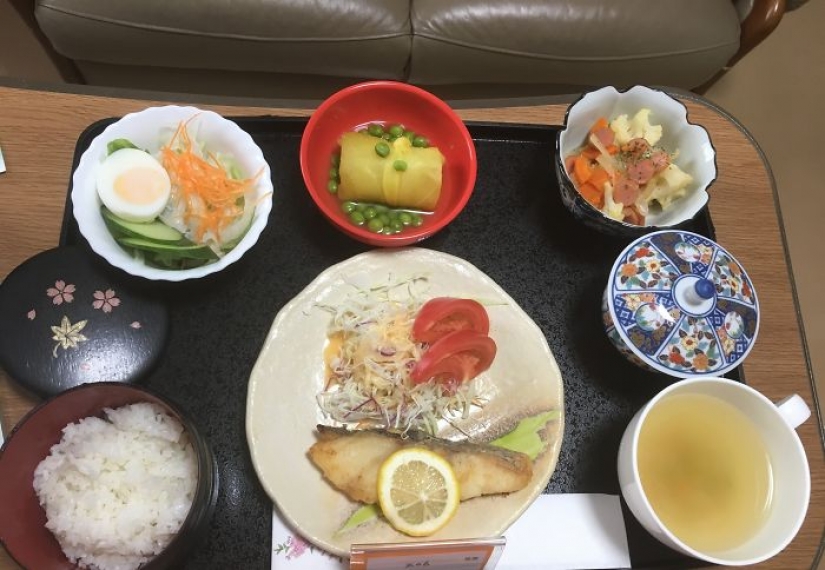 La mujer que dio a luz en Japón, compartió lo que les den de comer en el hospital. Ahora todo el mundo quiere dar a luz en Japón