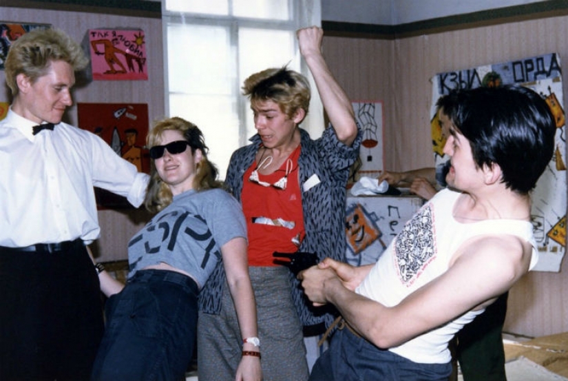 La ola roja: inéditas fotos de las estrellas de la roca en su juventud