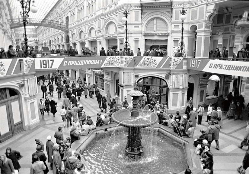 La plaza Roja en zapatillas: cuando la Encía se comunal