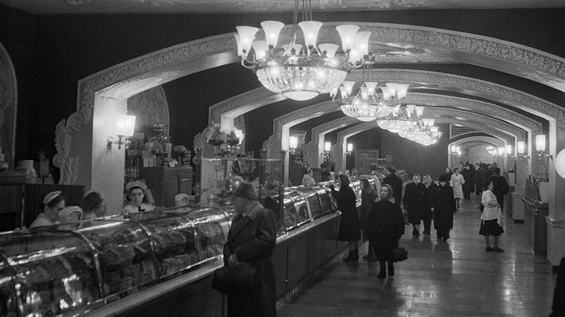 La plaza Roja en zapatillas: cuando la Encía se comunal