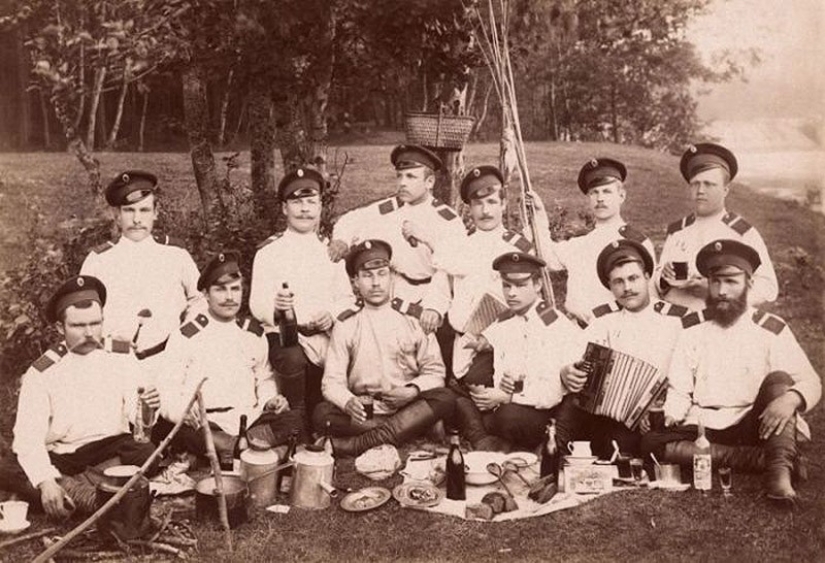 Las tradiciones de rusia fiesta: 10 pilas para el camino