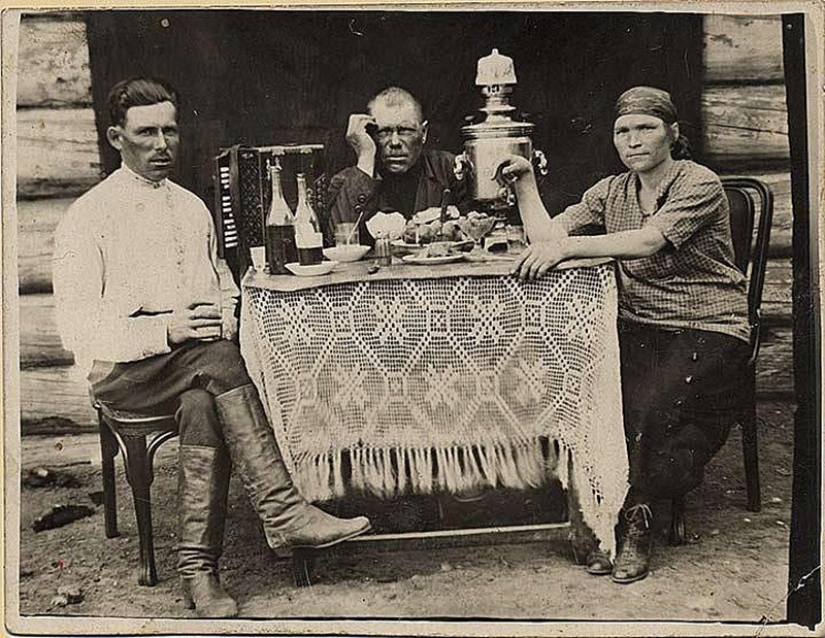 Las tradiciones de rusia fiesta: 10 pilas para el camino