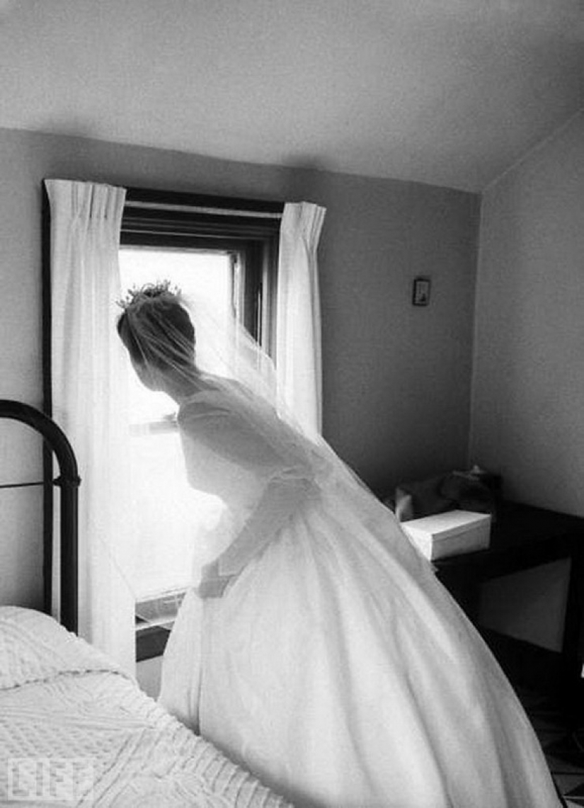 Legendary photo magazine LIFE Legendary photo magazine LIFE