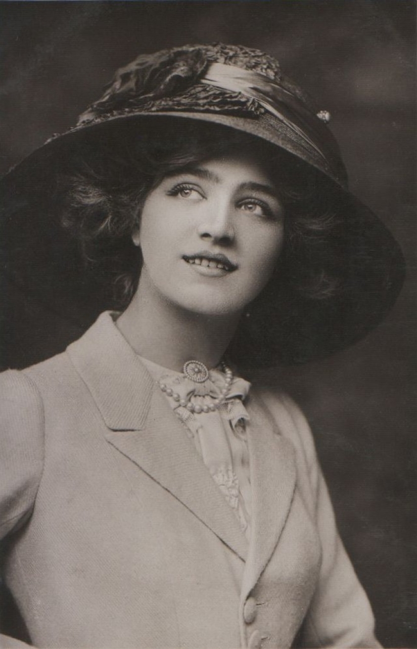 Life as flash: as was the fate of the most photographed girls of the early XX century Life as flash: as was the fate of the most photographed girls of the early XX century