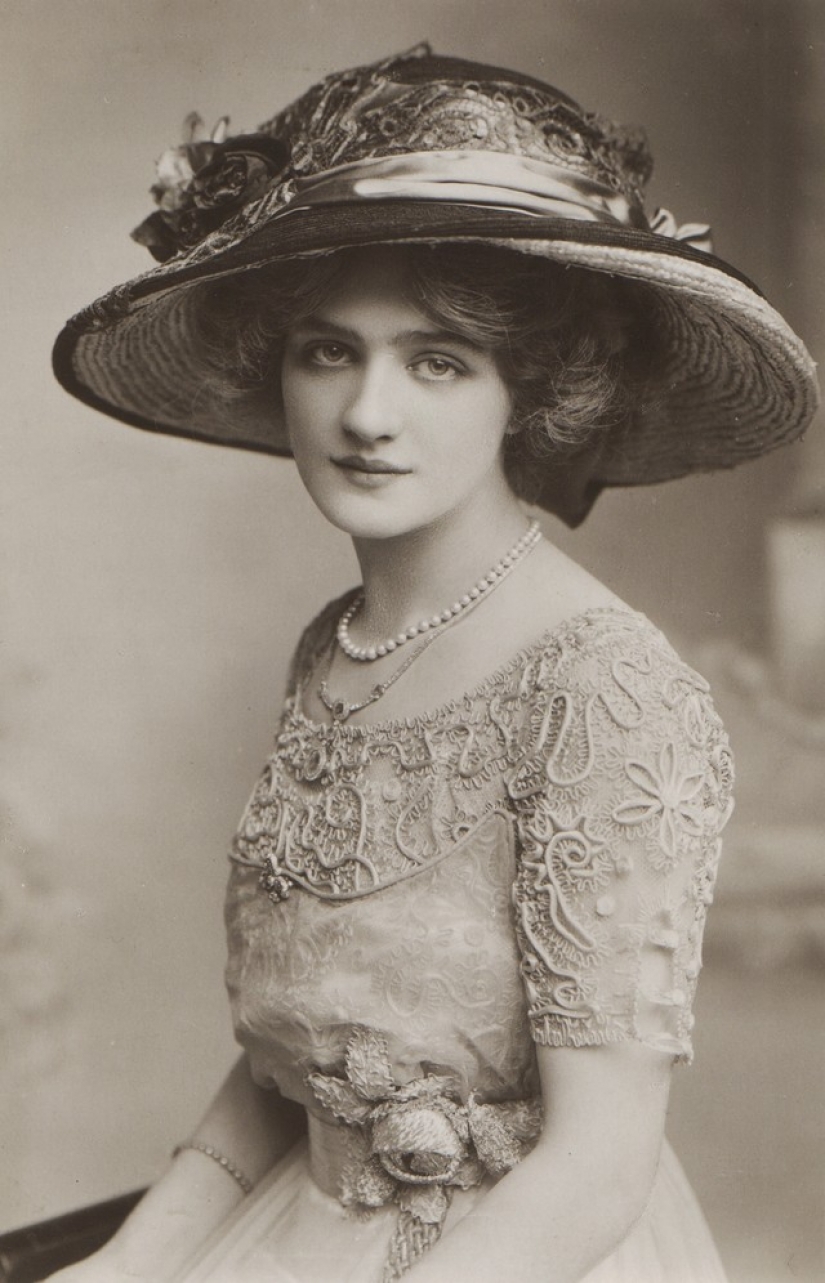 Life as flash: as was the fate of the most photographed girls of the early XX century Life as flash: as was the fate of the most photographed girls of the early XX century