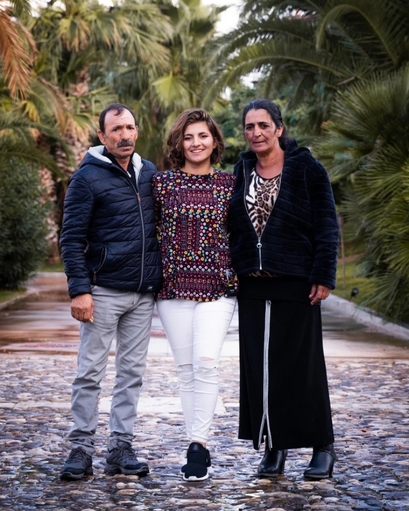 Little girl from Romania she was kidnapped and sold in the United States, and she found her parents in 25 years