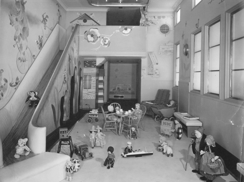 Looked like first class on the cruise ships before the era of aircraft