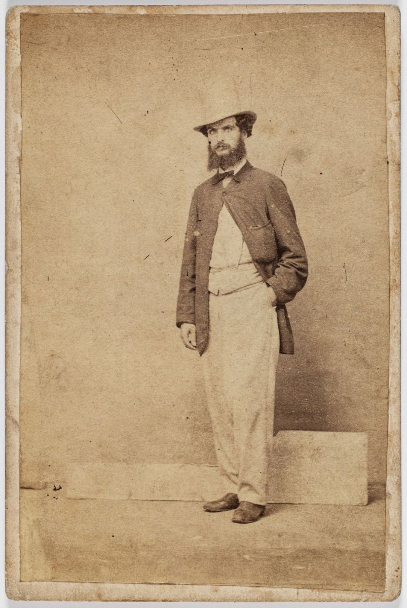 Looked like the 5 stages of intoxication 150 years ago Looked like the 5 stages of intoxication 150 years ago