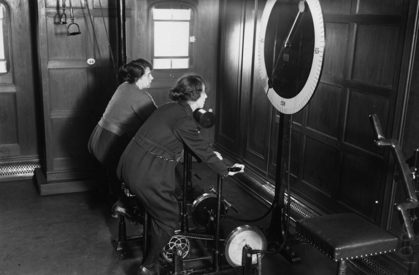 Looked like the fitness of the early twentieth century Looked like the fitness of the early twentieth century