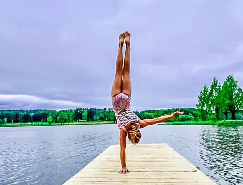 Looks like 10-year-old girl who trains for 30 hours a week Looks like 10-year-old girl who trains for 30 hours a week