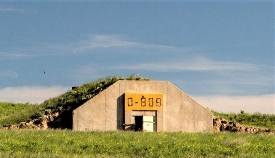 Looks like and arranged the settlement of bunkers in the United States