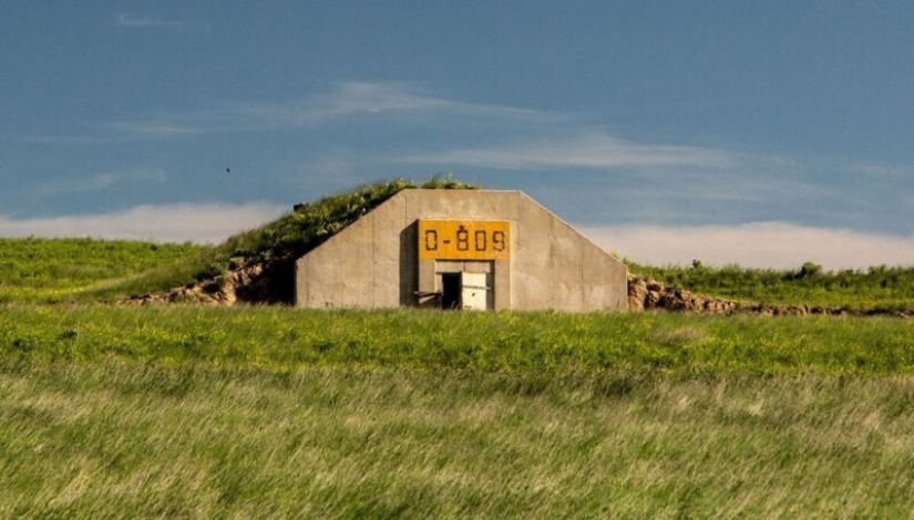 Looks like and arranged the settlement of bunkers in the United States
