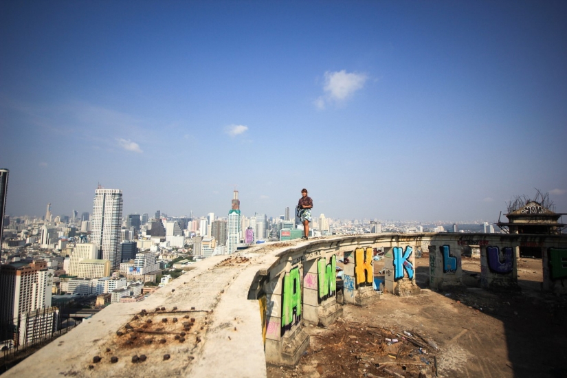 Looks like the biggest abandoned skyscraper in the world