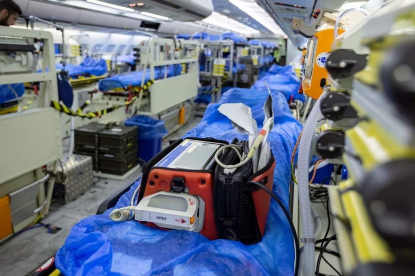 Looks like the "flying hospital" combat coronavirus