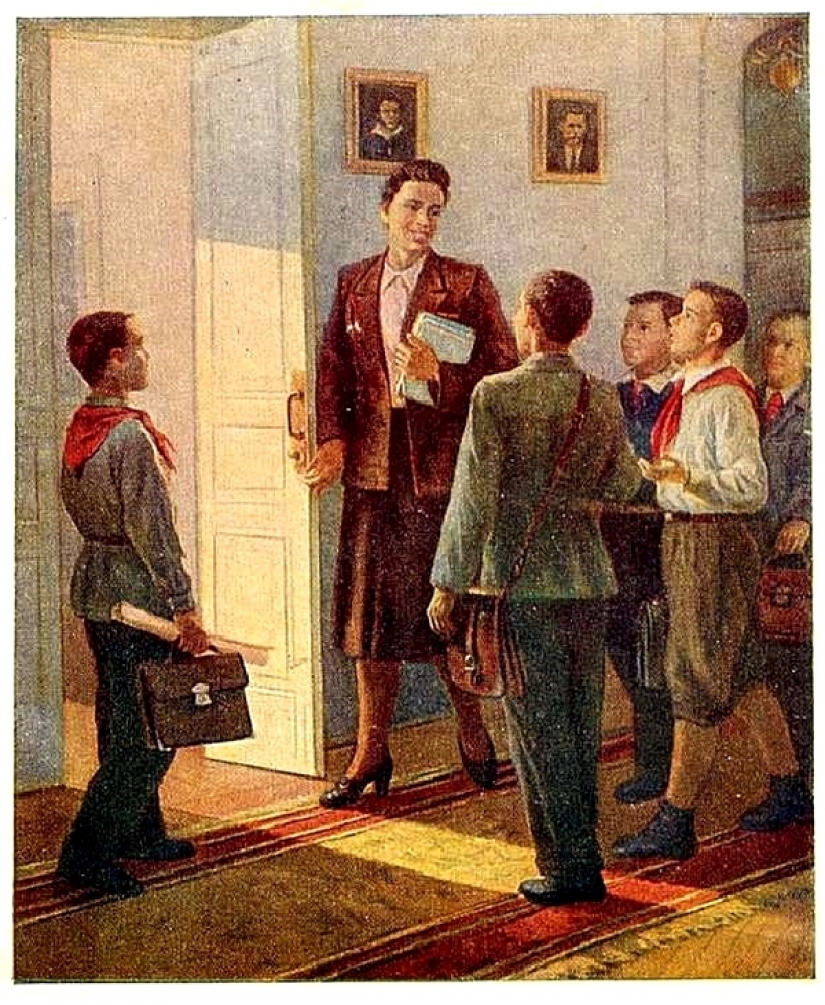 Los uniformes escolares en Rusia: de los decretos Imperiales a la anarquía