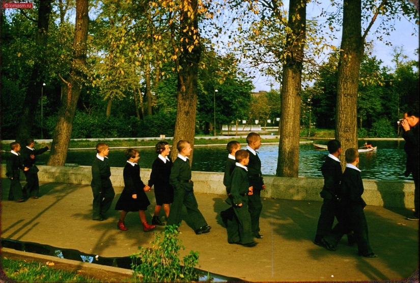 Los uniformes escolares en Rusia: de los decretos Imperiales a la anarquía