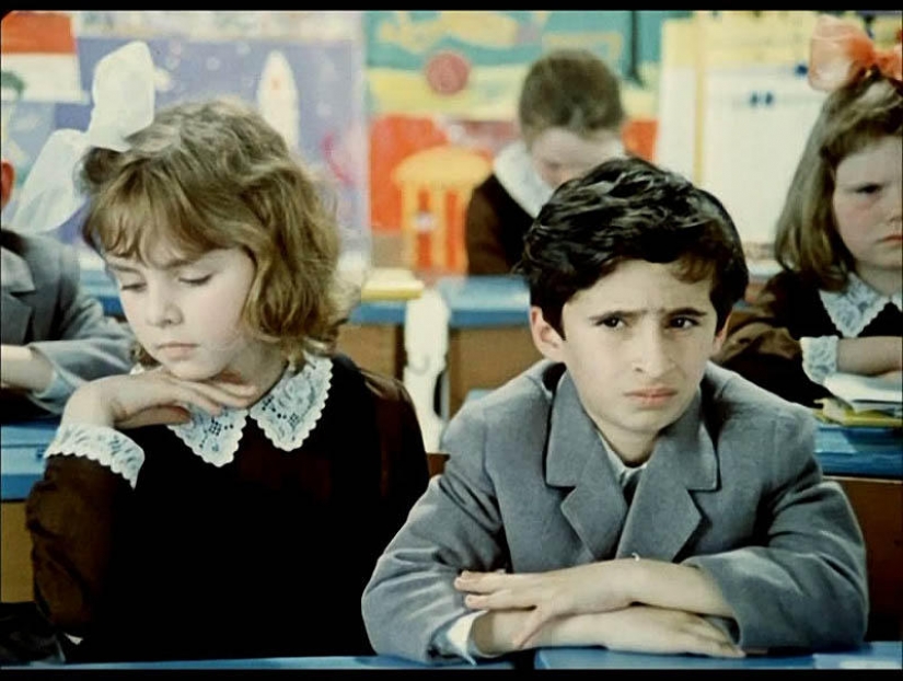 Los uniformes escolares en Rusia: de los decretos Imperiales a la anarquía