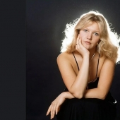 Love, loss and retreat: personal drama Elena Proklova