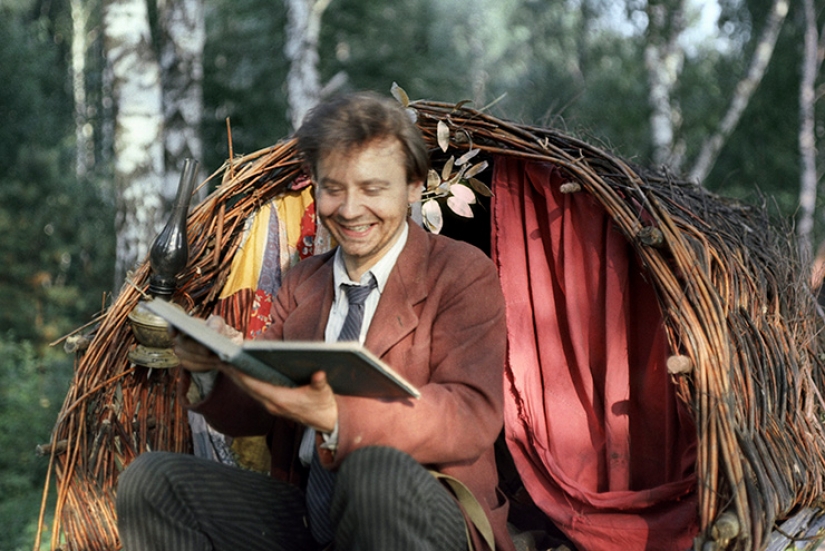 Love, loss and retreat: personal drama Elena Proklova Love, loss and retreat: personal drama Elena Proklova