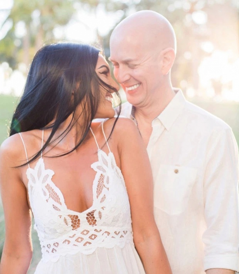 Love without borders: a couple with 23 years age difference got engaged a month after meeting