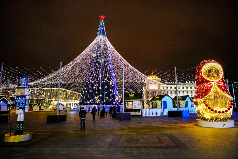 Luces de navidad en Rusia: como decorado para el año Nuevo, la ciudad rusa