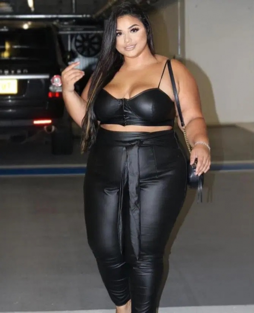 Made them your bitch: babe with curvaceous rejects friend requests from ex-offenders