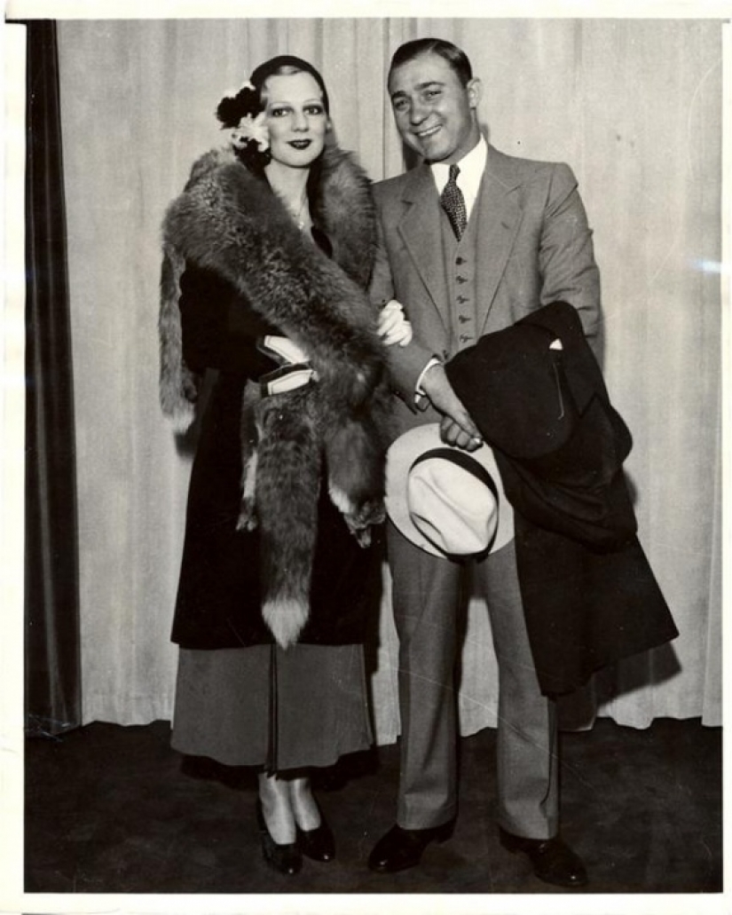 Madrina: 25 fotos raras de las mujeres en el mundo de gángsters Madrina: 25 fotos raras de las mujeres en el mundo de gángsters