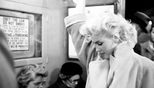 Marilyn Monroe on the photo ed Feingersh Marilyn Monroe on the photo ed Feingersh