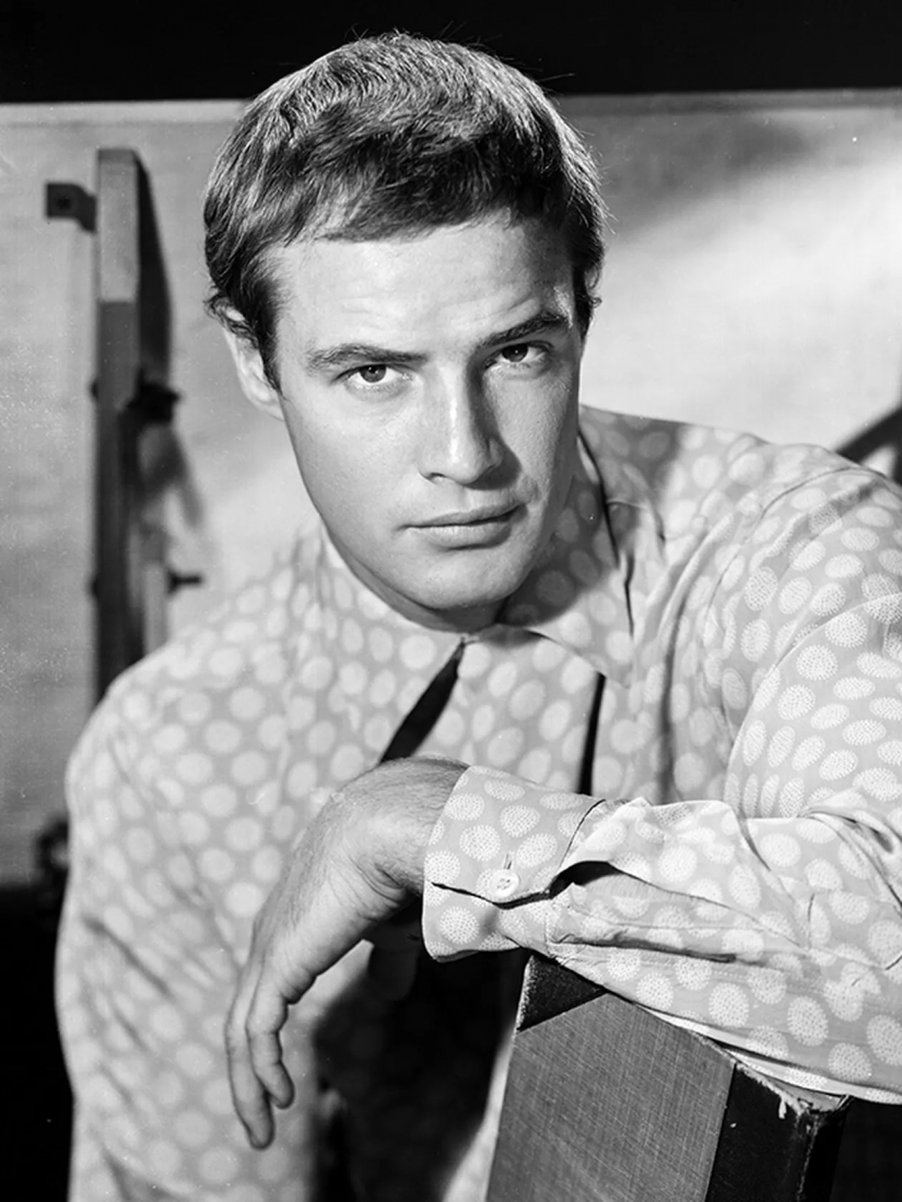 Marlon Brando and Greta Garbo: 5 bisexual celebrities from the past Marlon Brando and Greta Garbo: 5 bisexual celebrities from the past