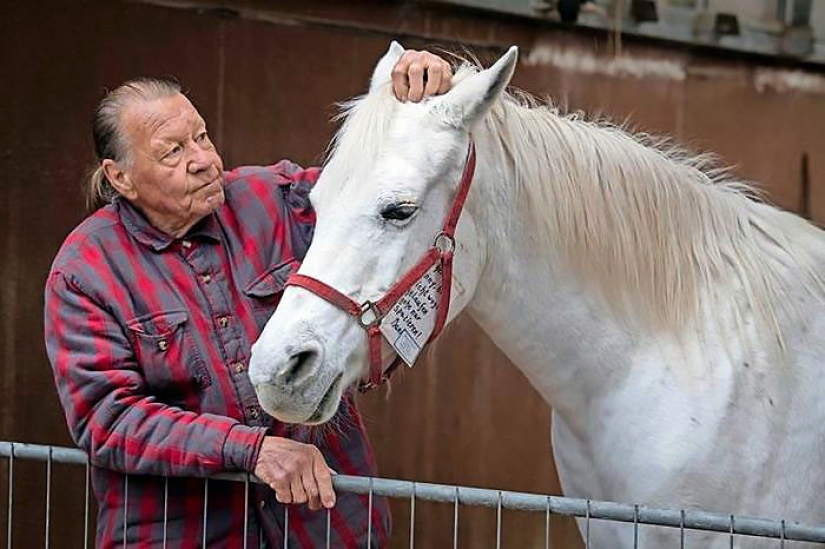 "Mi nombre es Jenny. No funciona, me pongo a caminar."