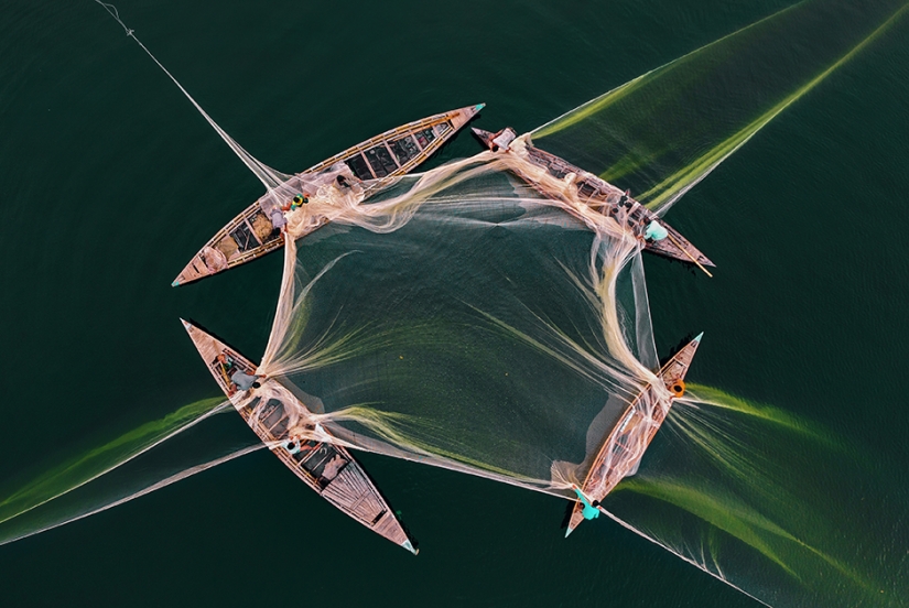 Milagros, la destrucción de los mitos y de la muerte de los cultivos en las imágenes de fotógrafos famosos