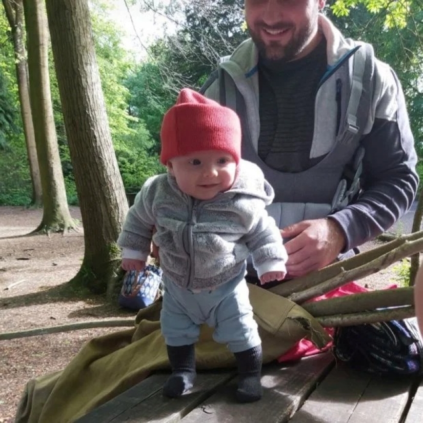 Miracle girl: babe from the UK got to his feet in 8 weeks