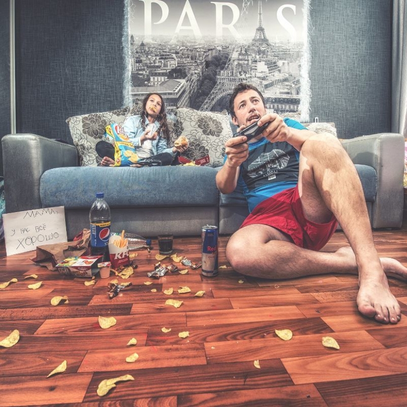 "Mom, we are doing well": father and daughter made a report, from which the mother becomes ill "Mom, we are doing well": father and daughter made a report, from which the mother becomes ill