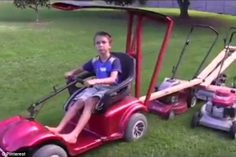 "Mother echidna": a questionable life hacks for tired parents