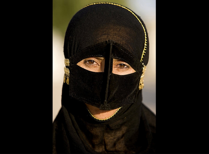 Máscaras tradicionales de las mujeres Iraníes