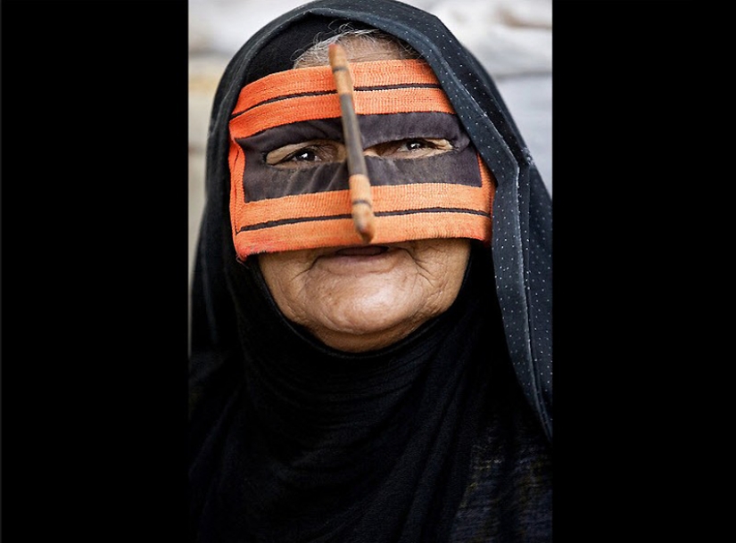 Máscaras tradicionales de las mujeres Iraníes