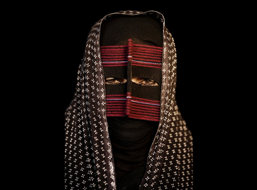 Máscaras tradicionales de las mujeres Iraníes