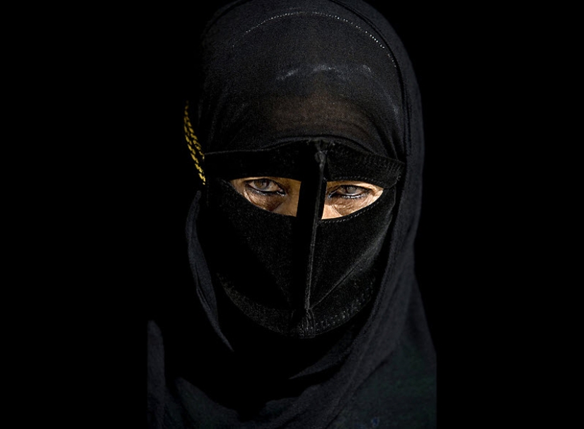 Máscaras tradicionales de las mujeres Iraníes