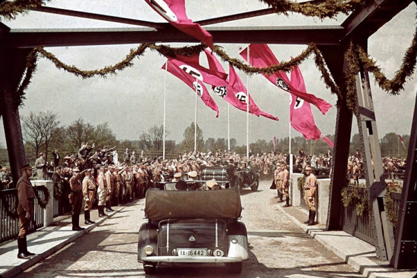 Nazi Germany color photos by Hugo Jaeger, the personal photographer of Hitler Nazi Germany color photos by Hugo Jaeger, the personal photographer of Hitler