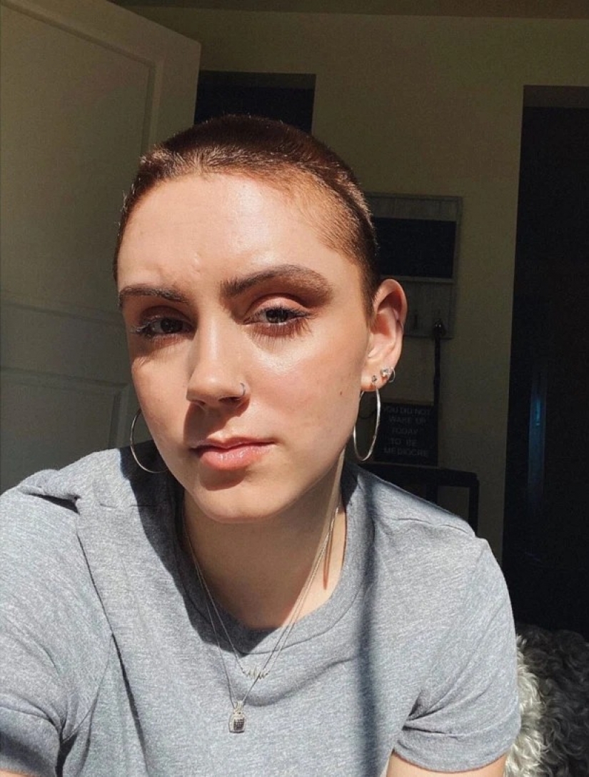 No hair, no problem: why do women shave their head during the quarantine