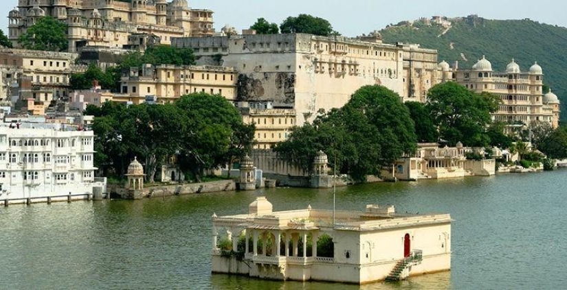 No sólo Venecia: las 5 ciudades más bellas en el agua No sólo Venecia: las 5 ciudades más bellas en el agua