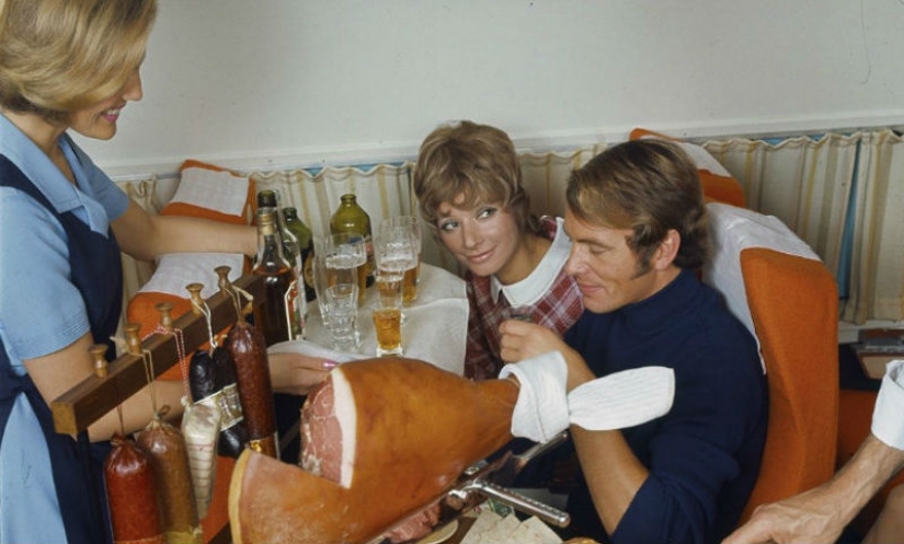 Norwegian airline showed what was fed into the aircraft half a century ago